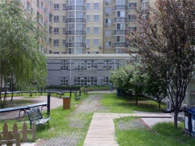 亮馬水晶大金VRV-P系列一拖三中央空調(diào)系統(tǒng)安裝案例